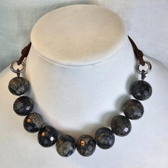 Brunello Cucinelli Labradorite Natural Gemstone Faceted Beads & Leather Necklace - Picture 2 of 9